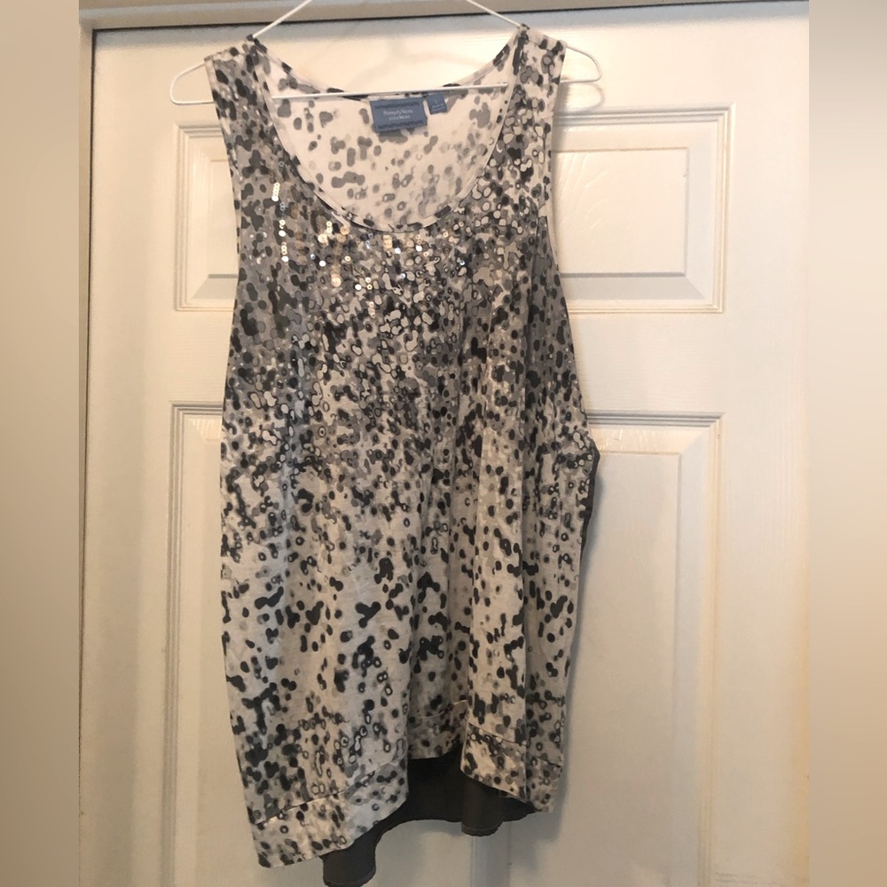 Simply Vera sequin sleeveless top